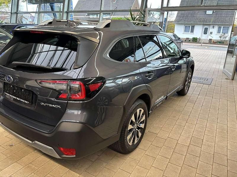 Gebraucht Subaru Outback Platinum 169 PS (124 kW) 2025 Magnetite gray (m) Kombi