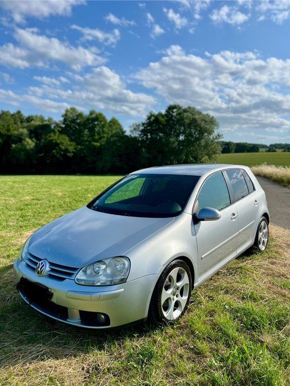 Silber Gebraucht 2006 VW Golf V Goal Limousine | 3.000 € (Fairer Preis) - Bild 1/4