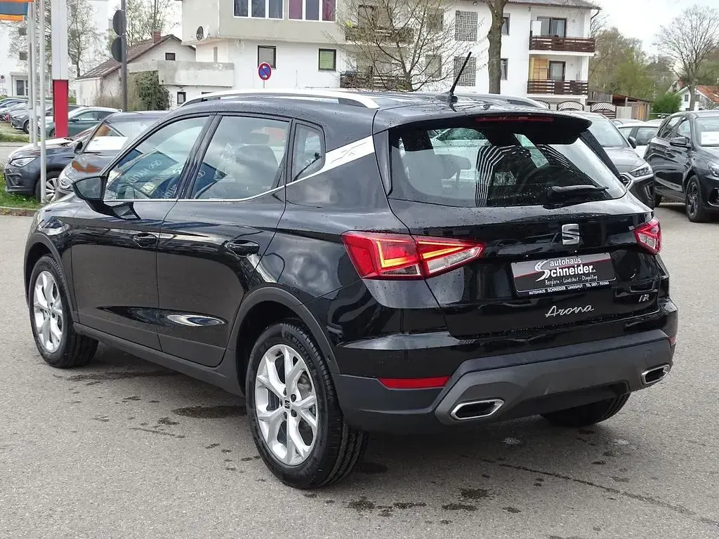Gebraucht Seat Arona FR 110 PS (80 kW) 2022 Midnight black metallic SUV