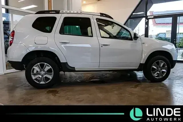 Używany Dacia Duster 125 KM (91 kW) 2015 Biały SUV