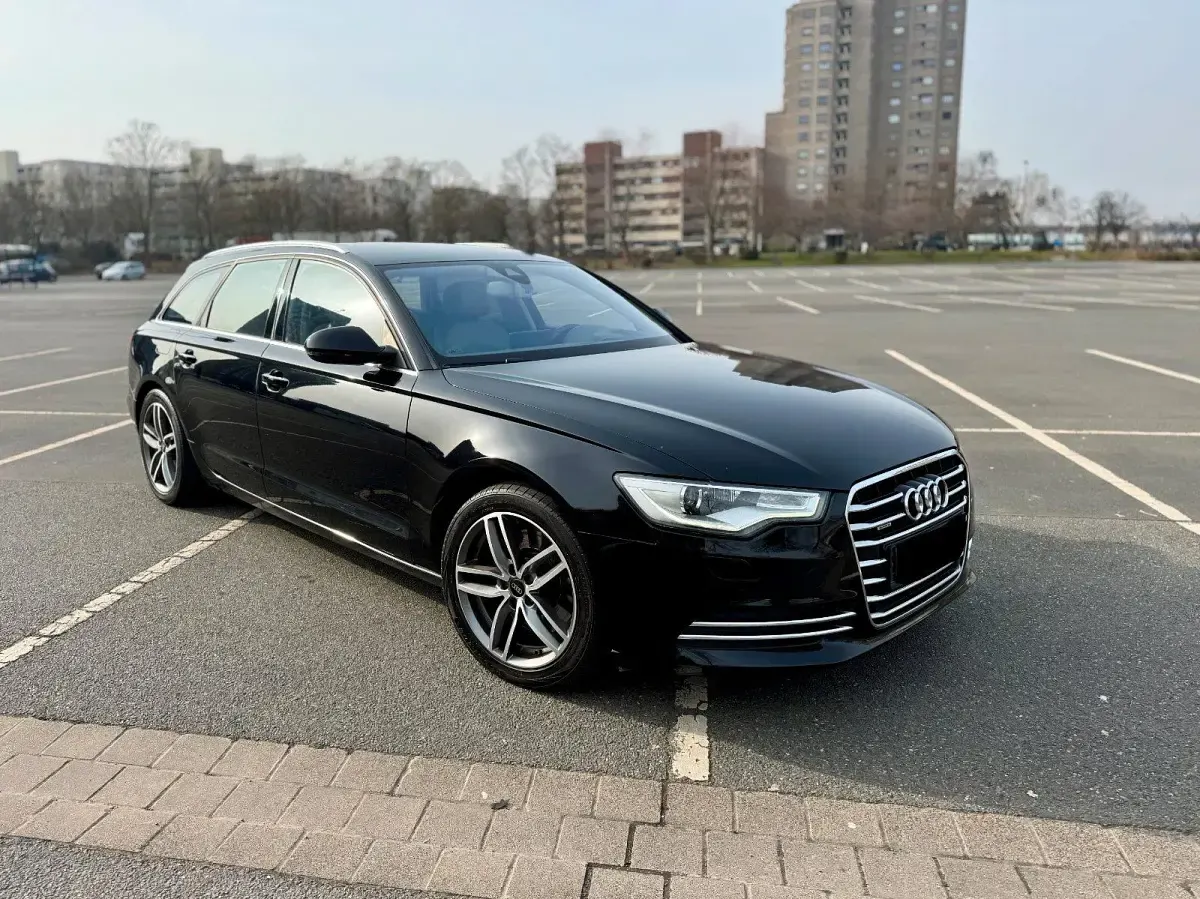Używany Audi A6 Ambiente 245 KM (180 kW) 2012 Czarny Kombi