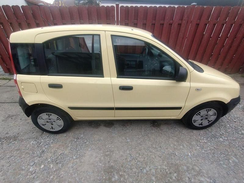 Gebraucht Fiat Panda 54 PS (39 kW) 2010 Gelb Kleinwagen
