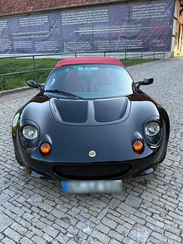Używany Lotus Elise 122 KM (89 kW) 1998 Czarny Kabriolet