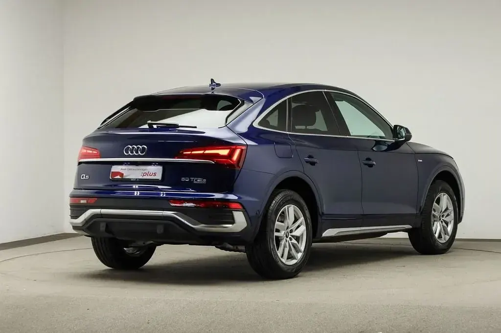 Gebraucht Audi Q5 Sportback S-Line 299 PS (219 kW) 2022 Blau SUV