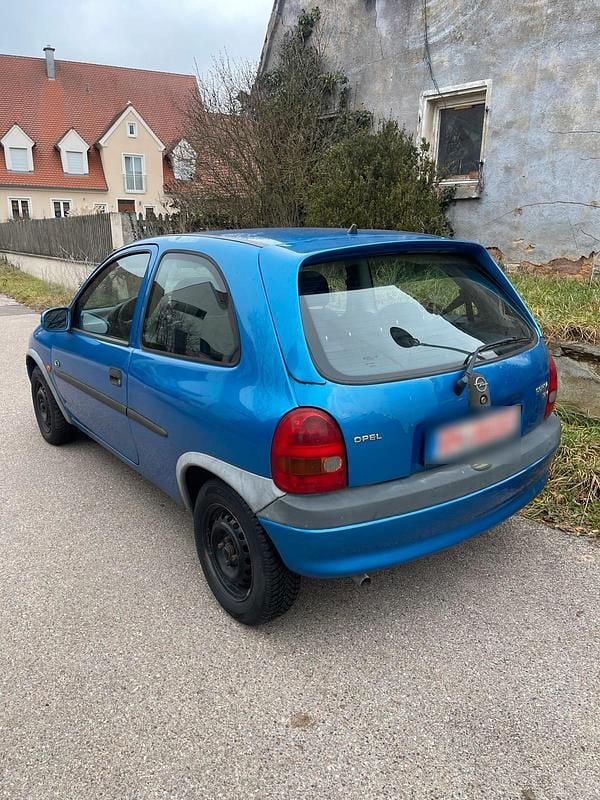 Gebraucht Opel Corsa 60 PS (44 kW) 1998 Blau Kleinwagen