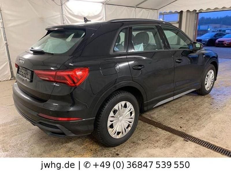 Gebraucht Audi Q3 S-Line 150 PS (110 kW) 2022 Mythosschwarz (metallic) SUV