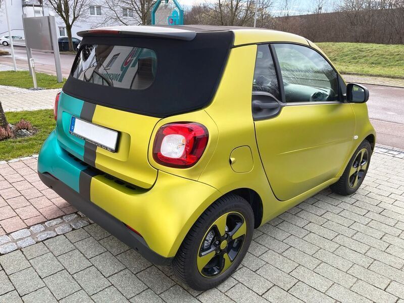Gebraucht Smart ForTwo Electric Drive 60 kW (82 PS) 2023 Schwarz Cabrio