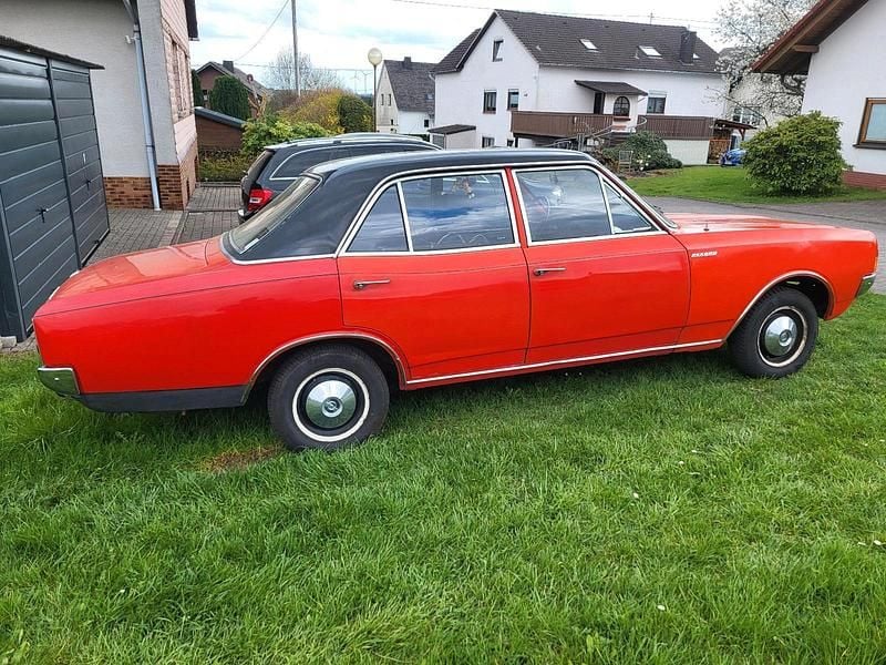 Gebraucht Opel Rekord 75 PS (55 kW) 1970 Rot Limousine