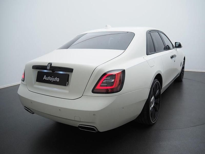 Gebraucht Rolls Royce Ghost 571 PS (419 kW) 2022 Weiß Limousine