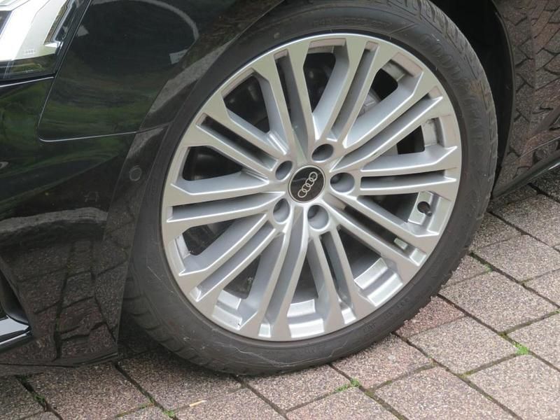 Gebraucht Audi A5 Sport 204 PS (150 kW) 2022 Schwarz Coupé