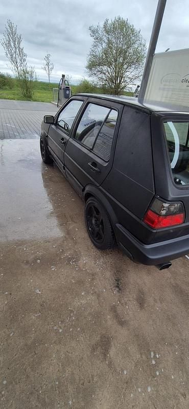 Gebraucht VW Golf II 90 PS (66 kW) 1990 Schwarz Kleinwagen