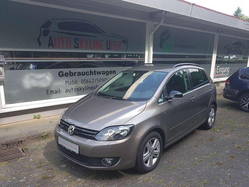 Kaschmirbraun metallic Gebraucht 2012 VW Golf Plus Cross Match Van / Kleinbus | 11.500 € (Teuer) - Bild 1/4