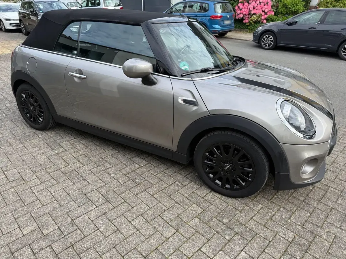 Gebraucht Mini ONE 102 PS (75 kW) 2020 Grau Kleinwagen