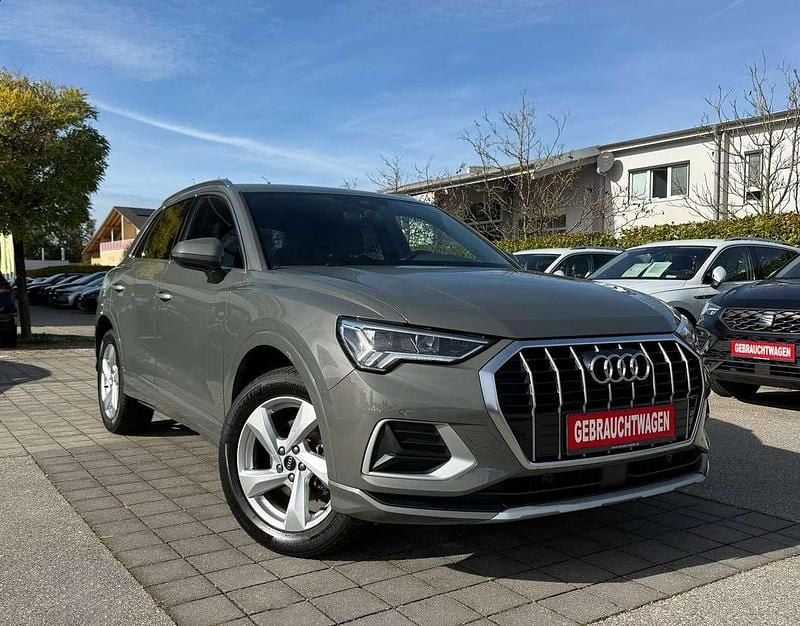 Gebraucht Audi Q3 Advanced Plus 150 PS (110 kW) 2021 Chronosgrau metallic SUV