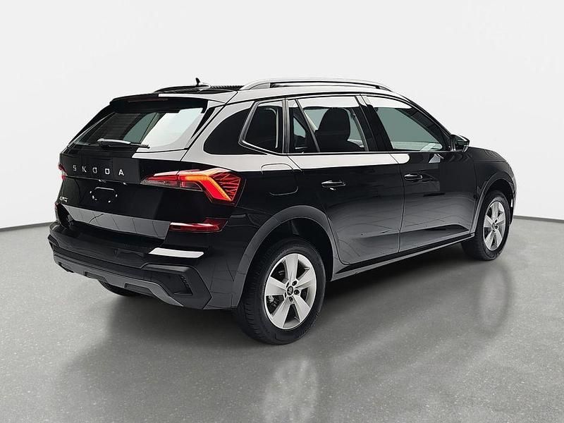 Neu Skoda Kamiq 116 PS (85 kW) 2025 Schwarz SUV