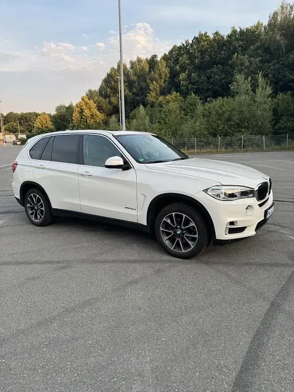Gebraucht BMW X5 Sport Line 258 PS (189 kW) 2017 Weiß SUV
