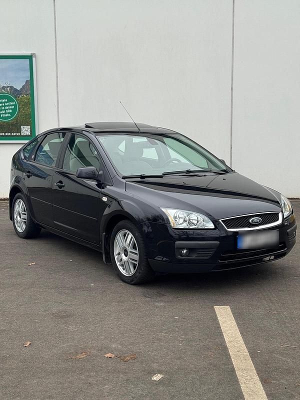 Gebraucht Ford Focus Ghia 101 PS (74 kW) 2006 Kleinwagen