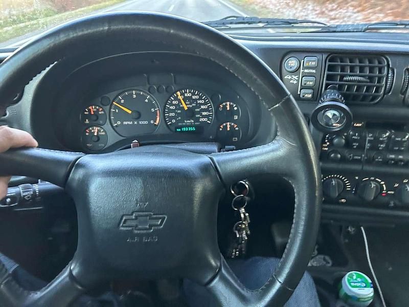 Gebraucht Chevrolet Blazer 193 PS (141 kW) 1999 Schwarz SUV