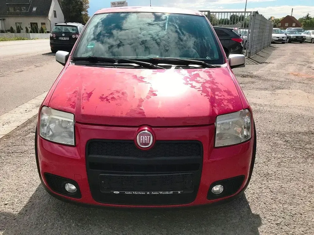 Używany Fiat Panda 101 KM (74 kW) 2010 Czerwony Hatchback