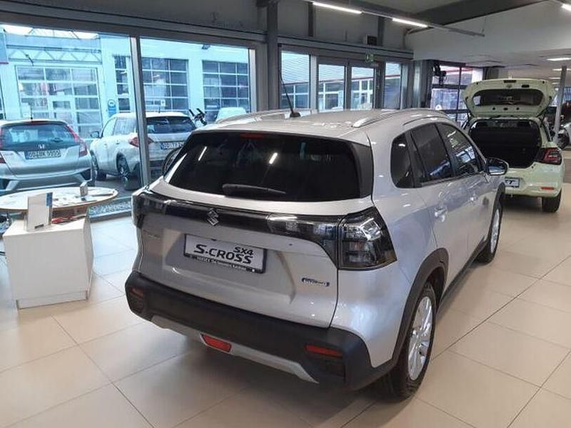 Gebraucht Suzuki SX4 S-Cross 120 PS (88 kW) 2025 Andere Limousine