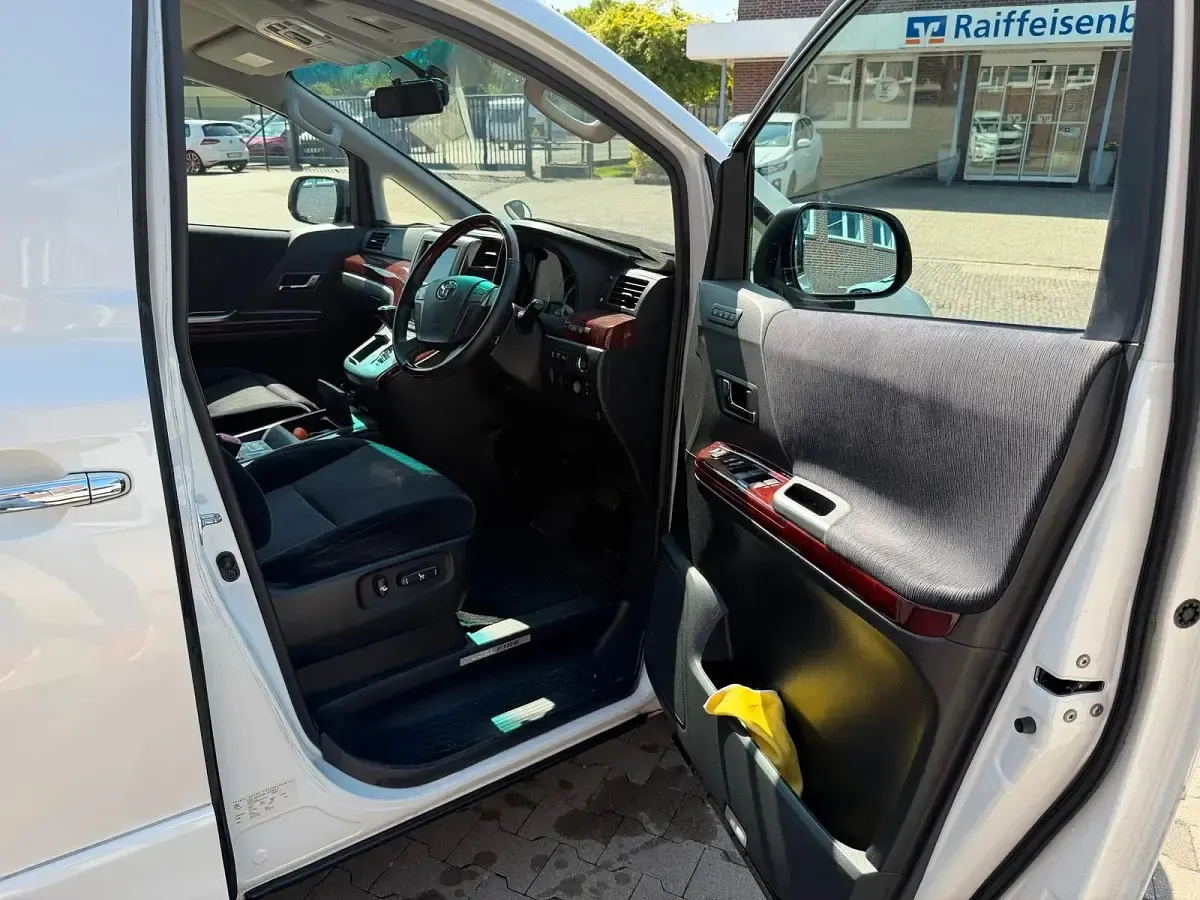 Gebraucht Toyota Sienna 277 PS (203 kW) 2010 Weiß Van / Kleinbus