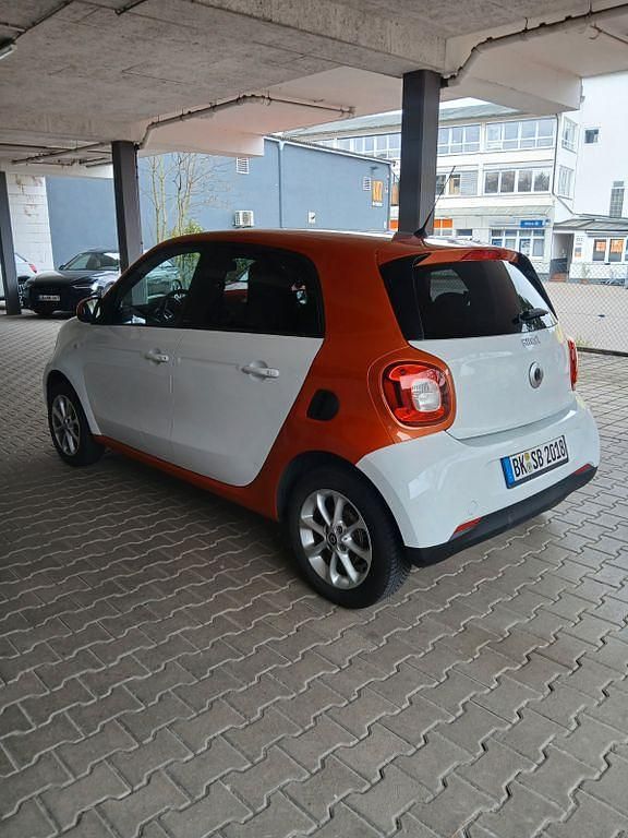 Second-hand Smart ForFour 71 CP (52 kW) 2019 Alb Hatchback
