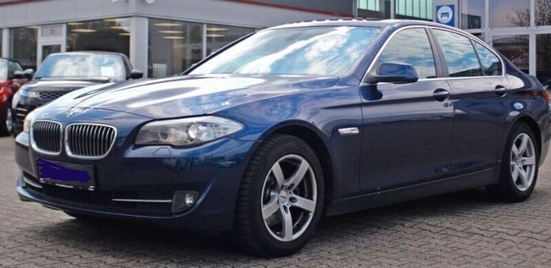 Blau Gebraucht 2010 BMW 523 Limousine | 14.000 € (Etwas zu teuer) - Bild 1/4