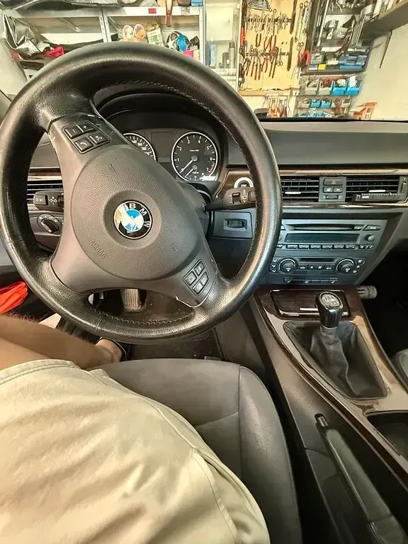 Gebraucht BMW 320 Performance 150 PS (110 kW) 2005 Schwarz Limousine