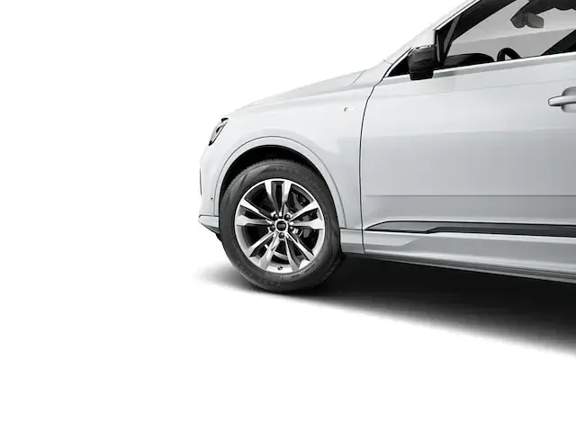 Gebraucht Audi Q7 Ambiente 231 PS (169 kW) 2026 Gletscherweiß metallic SUV