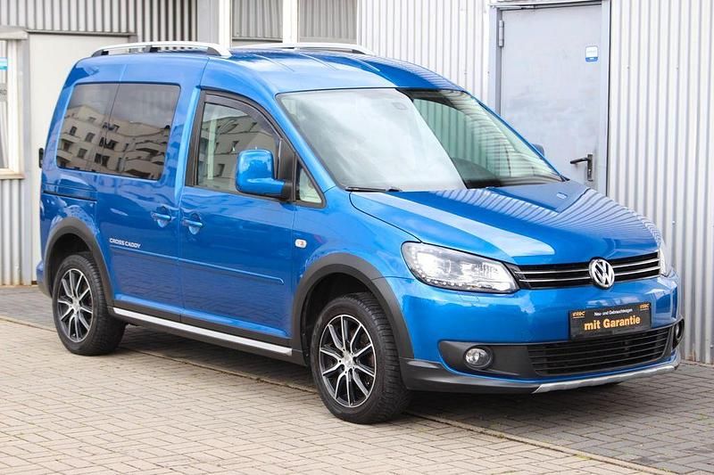 Gebraucht VW Caddy 102 PS (75 kW) 2015 Blau Van / Kleinbus