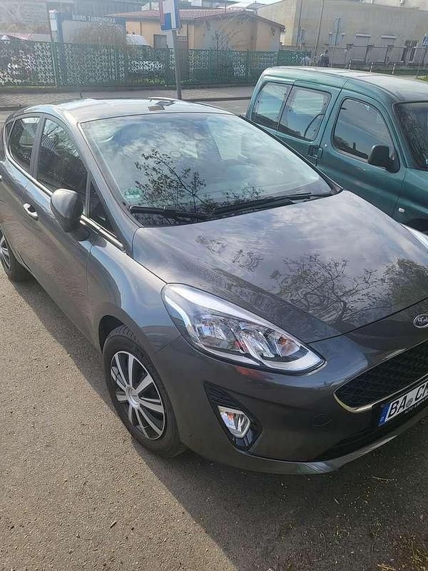 Grau Gebraucht 2018 Ford Fiesta Kleinwagen | 8.500 € (Fairer Preis) - Bild 1/4