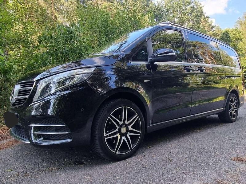 Gebraucht Mercedes V250 190 PS (139 kW) 2016 Schwarz Van / Kleinbus