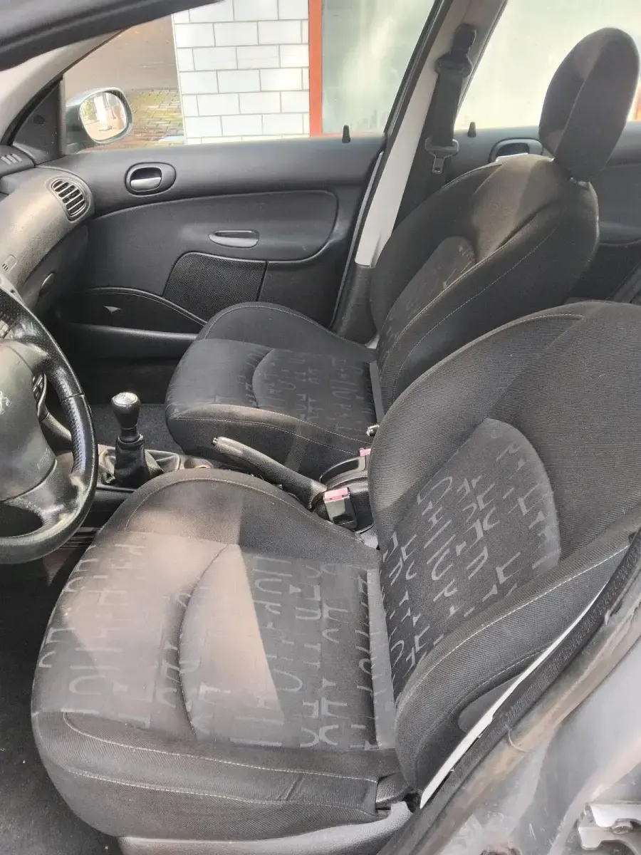Gebraucht Peugeot 206 80 PS (58 kW) 2003 Silber Kombi