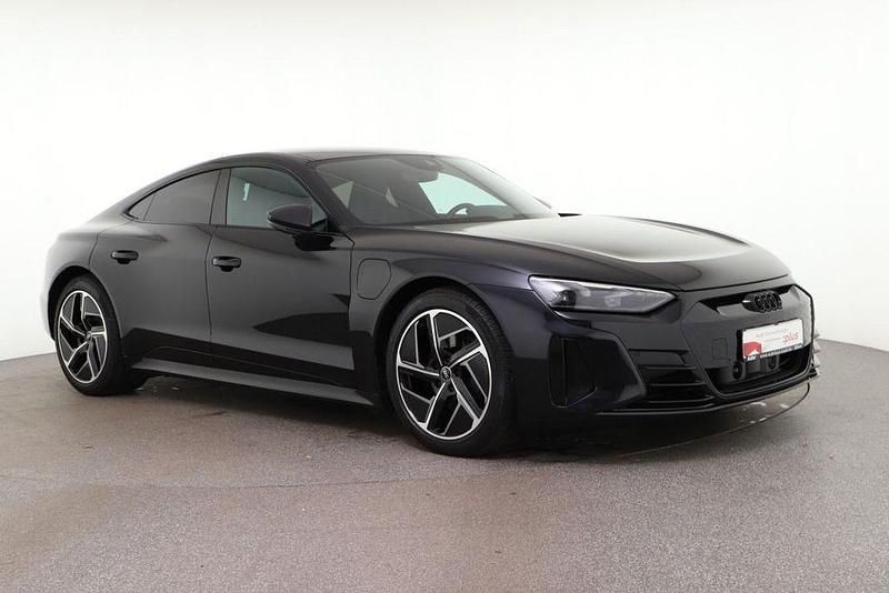 Gebraucht Audi e-tron GT quattro Basis 350 kW (476 PS) 2022 Mythosschwarz metallic Limousine