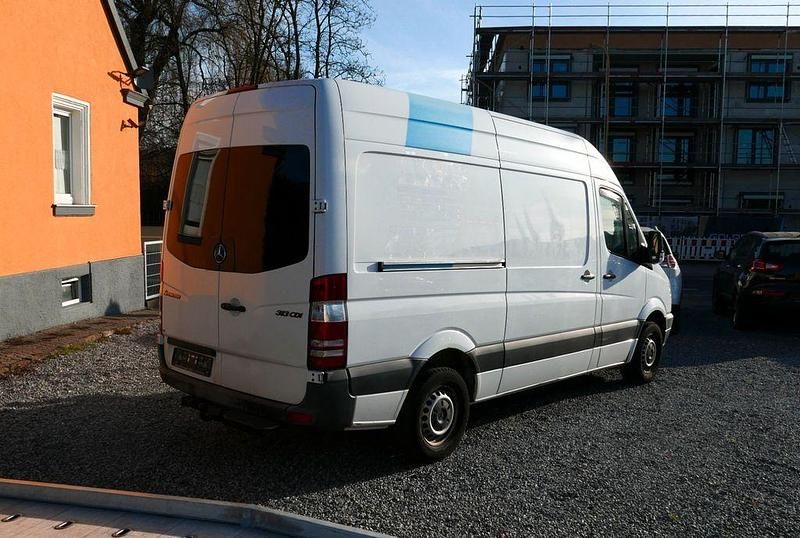 Gebraucht Mercedes Sprinter 129 PS (94 kW) 2012 Weiß Van