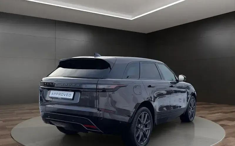 Gebraucht Land Rover Range Rover Velar Dynamic 405 PS (297 kW) 2026 Charente grey SUV