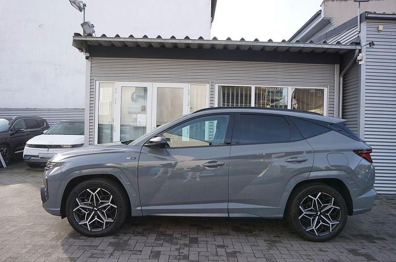 Grau Gebraucht 2022 Hyundai Tucson N Line SUV | 30.469 € (Fairer Preis) - Bild 1/3