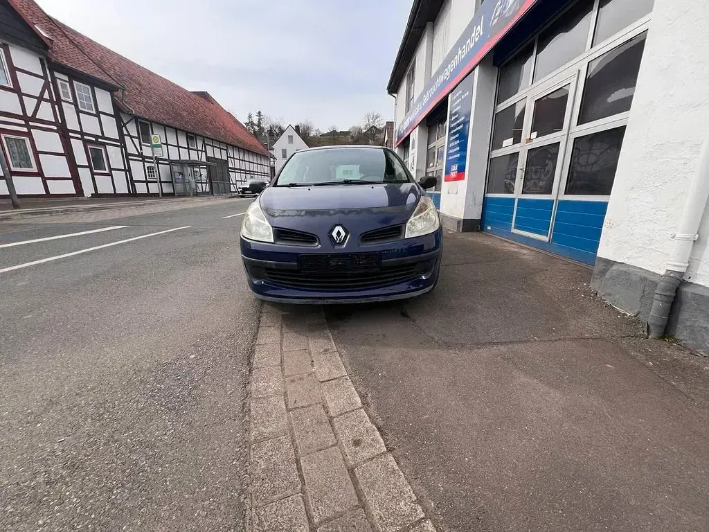 Gebraucht Renault Clio Expression 75 PS (55 kW) 2006 Blau Kleinwagen