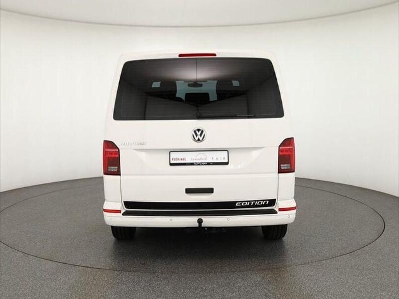 Gebraucht VW Multivan 150 PS (110 kW) 2021 Weiß Van