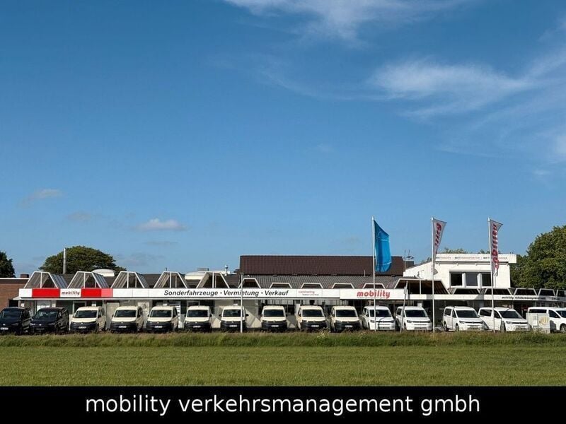 Używany VW Caddy Maxi 122 KM (89 kW) 2024 Srebrny Minivan
