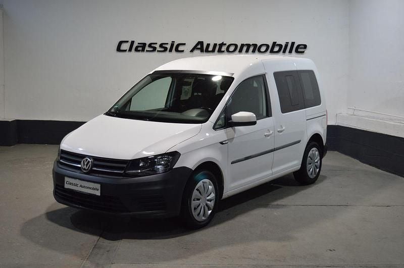 Gebraucht VW Caddy Trendline 125 PS (91 kW) 2017 Candyweiss Van / Kleinbus