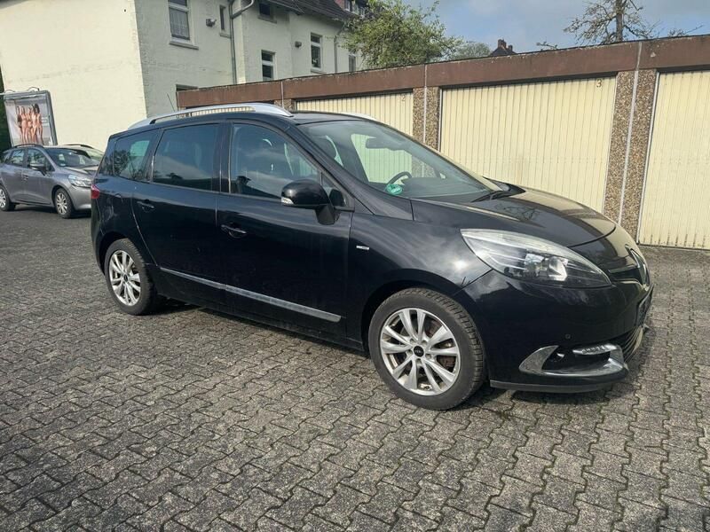 Schwarz Gebraucht 2014 Renault Scénic III Bose Edition Van / Kleinbus | 7.400 € (Teuer) - Bild 1/4