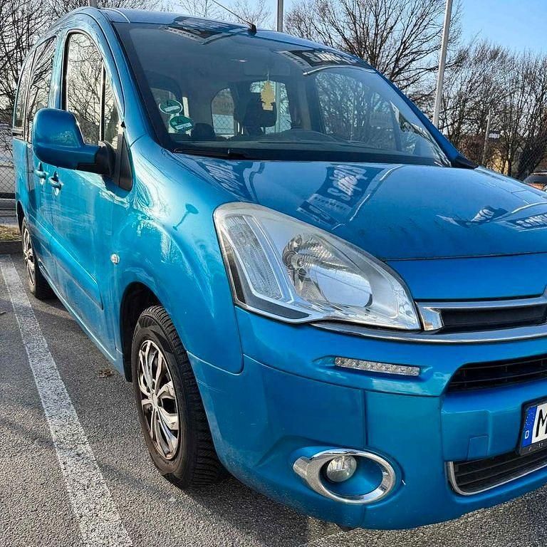 Gebraucht Citroën Berlingo 92 PS (67 kW) 2012 Blau Van / Kleinbus