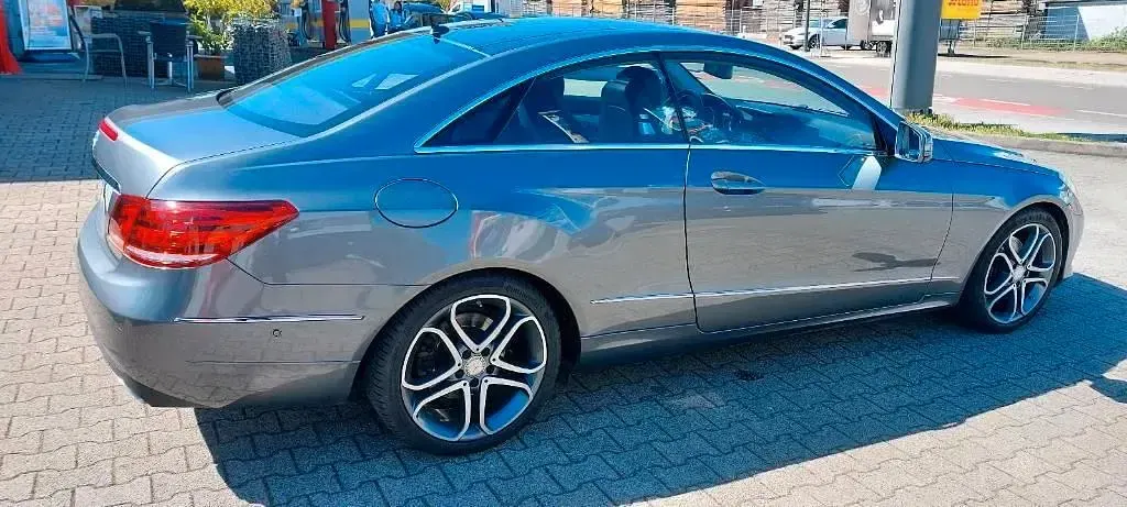 Second-hand Mercedes E250 210 CP (154 kW) 2016 Gri Coupe