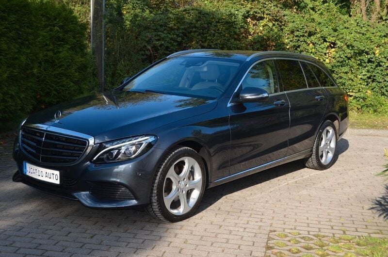 Gebraucht Mercedes C250 204 PS (150 kW) 2014 Grau Limousine