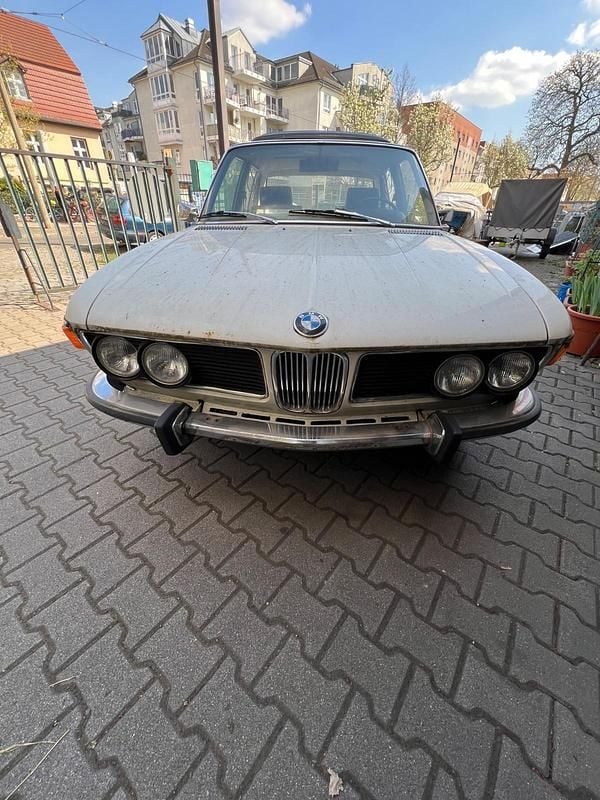 Second-hand BMW 2500 1970 Alb Berlinǎ