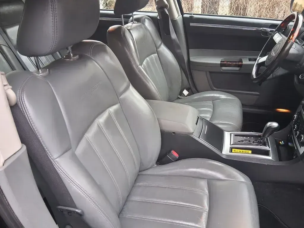 Gebraucht Chrysler 300C 249 PS (183 kW) 2004 Schwarz Limousine