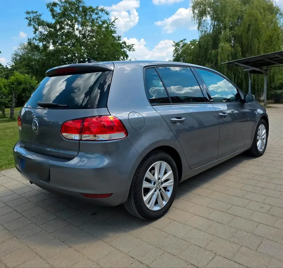 Gebraucht VW Golf VI Style 105 PS (77 kW) 2011 Grau Kleinwagen