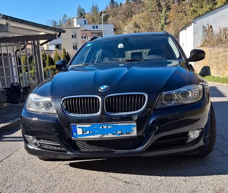 Second-hand BMW 320 184 CP (135 kW) 2012 Negru Break