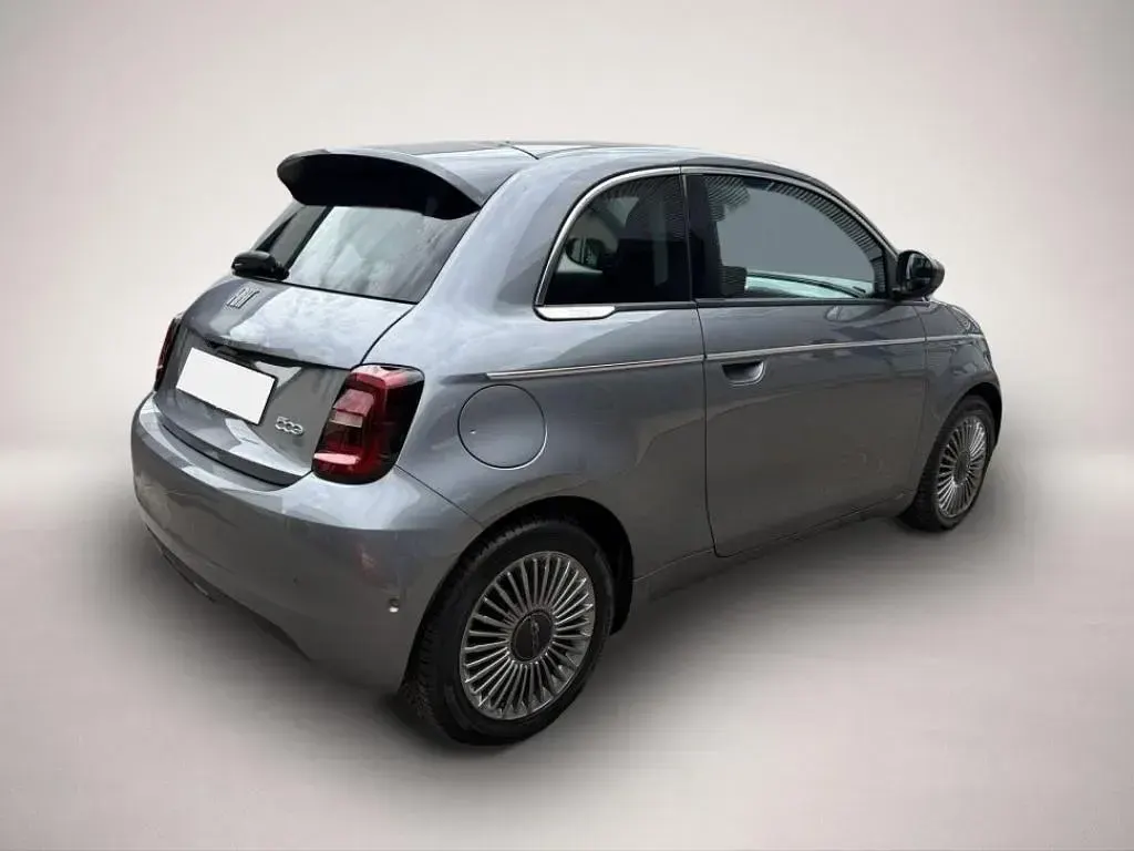 Gebraucht Fiat 500e 86 kW (118 PS) 2023 Manufacturer Kleinwagen